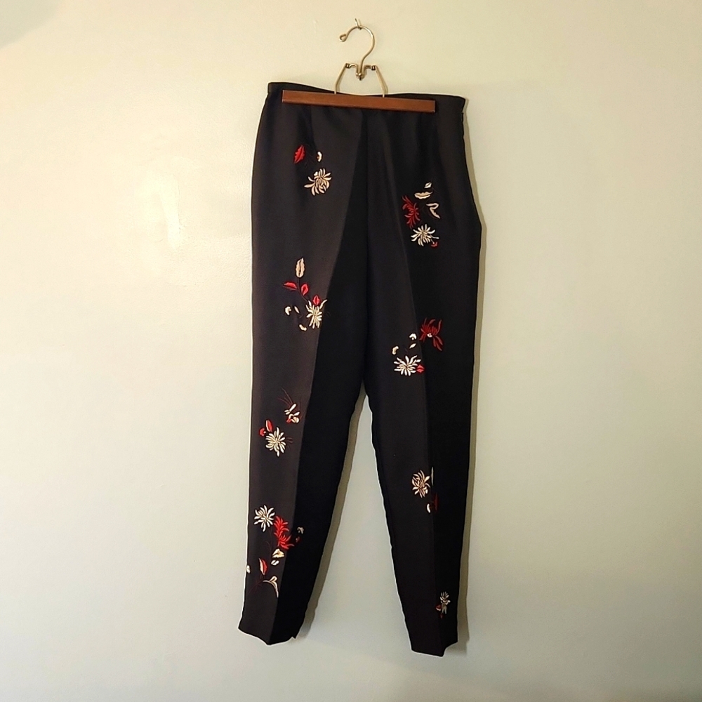 SilkLand Black Floral  Embroidered Size 10 100% Pure Silk Tapered Pant